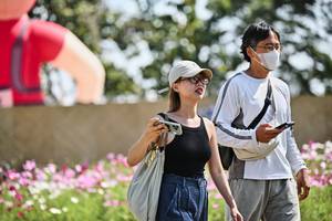 BIB: 
                            <button type="button" onclick="openModal(27797729)" class="btn btn-primary btn-sm float-right btn-popup" data-toggle="modal" data-target=".modal-high-quality">
                        <i class="fas fa-shopping-cart"></i> Add to Cart
                    </button>
                                            <button type="button" onclick="isThisMe(27797729, true)" class="btn btn-success btn-sm float-right btn-popup btn-isme hidden" data-toggle="tooltip" data-placement="bottom" title="นี่คือรูปของคุณใช่ไหม คลิกที่นี่เพื่อเอาเข้าอัลบั้ม">
                        <i class="fas fa-plus"></i> Add to album
                    </button>
                    <button type="button" onclick="isThisMe(27797729, false)" class="btn btn-warning btn-sm float-right btn-popup btn-isnotme hidden">
                        <i class="fas fa-ban"></i> Remove from album
                    </button>